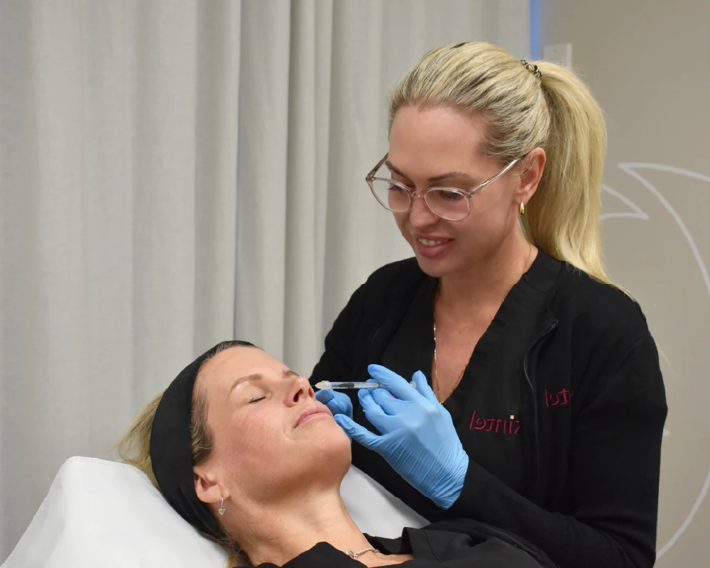 Injector Teneale, doing sunkeos treatment, injectable